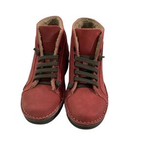 On Foot Red High-Top Sneaker Boot Shearling Lined